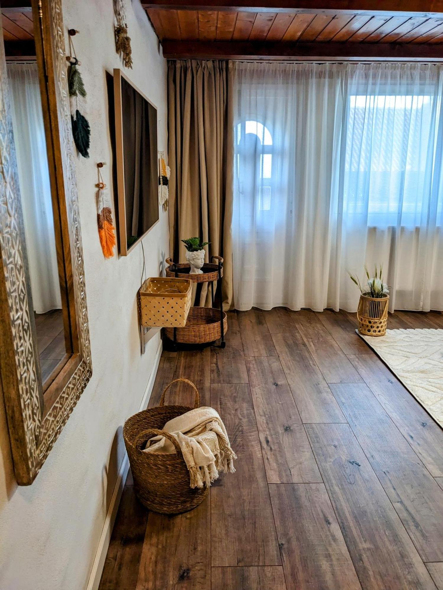 Tokaj Zlata Putna - Restaurant & Pension Vinicky Exteriér fotografie